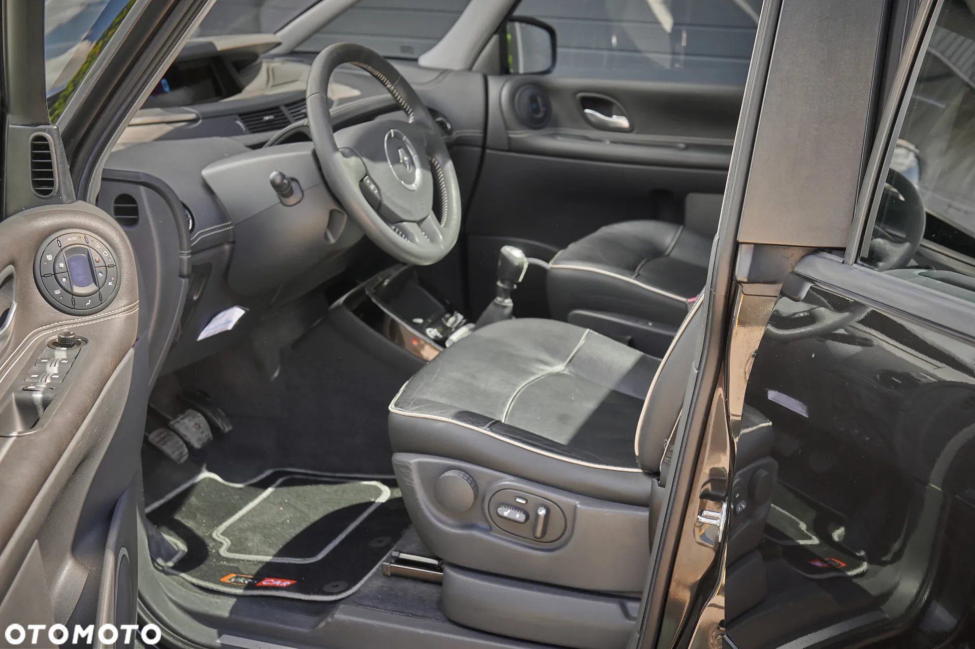 Renault Grand Espace TCe 170 Paris - 15