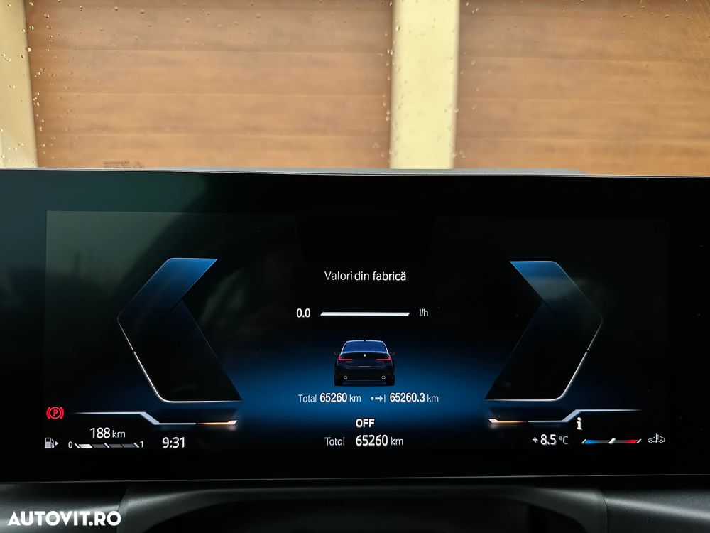 BMW Seria 3 318i AT - 17