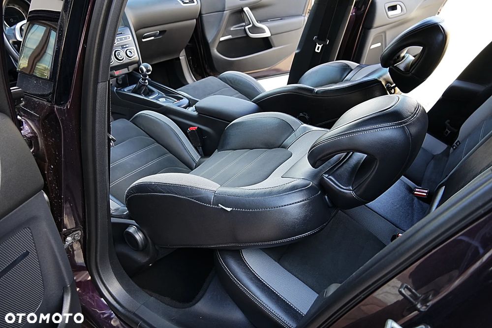 DS Automobiles DS 4 Crossback - 25