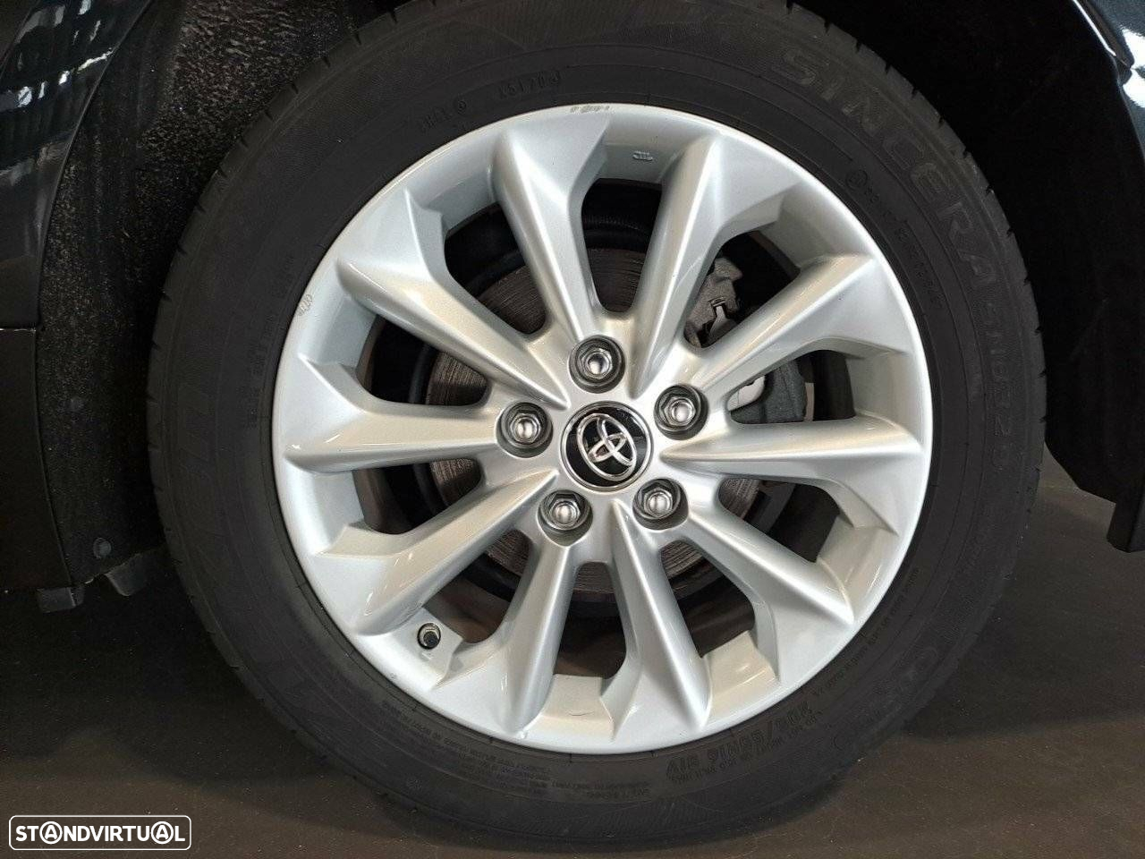 Toyota Corolla SD 1.8 Hybrid Comfort - 11