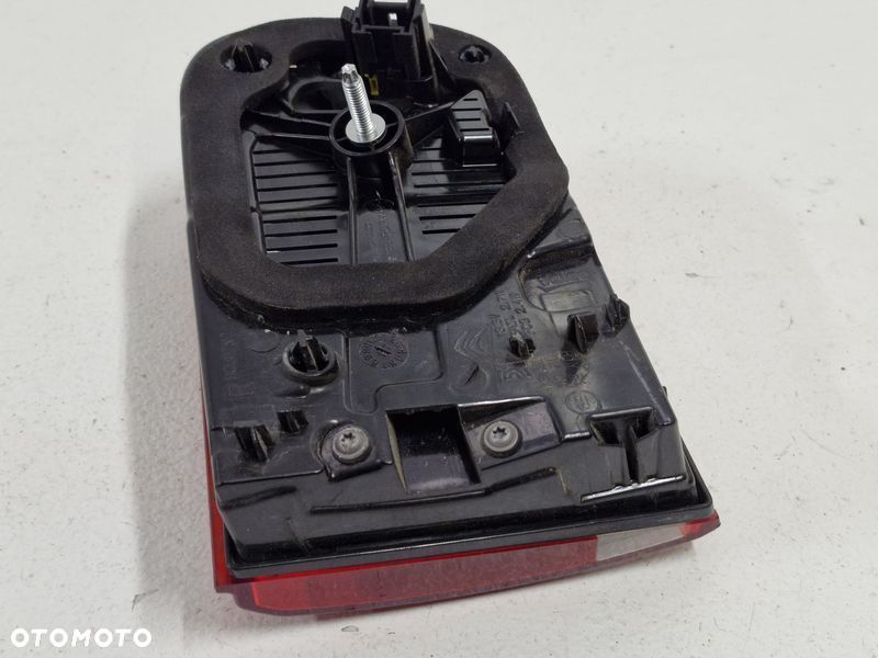 citroen c4 cactus i 1 lift lampa prawa tylna prawy tył w klapę 9821352180 - 7