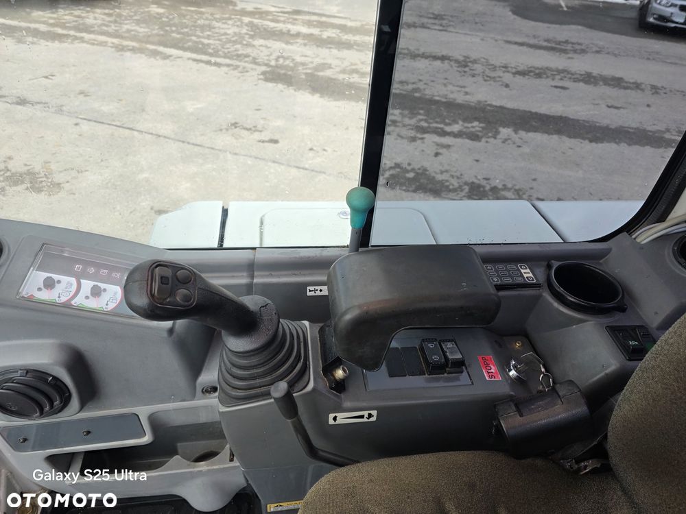 Takeuchi TB 235 - 7