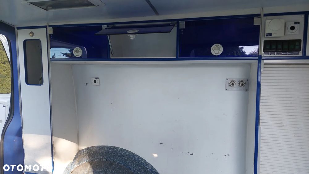 Volkswagen Transporter - 18