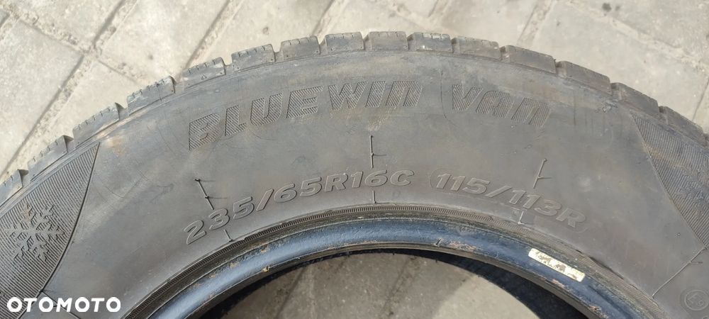 OPONA 235/65R16C 115/113R SUPERIA BLUEVIN VAN (2524) 7mm - 4
