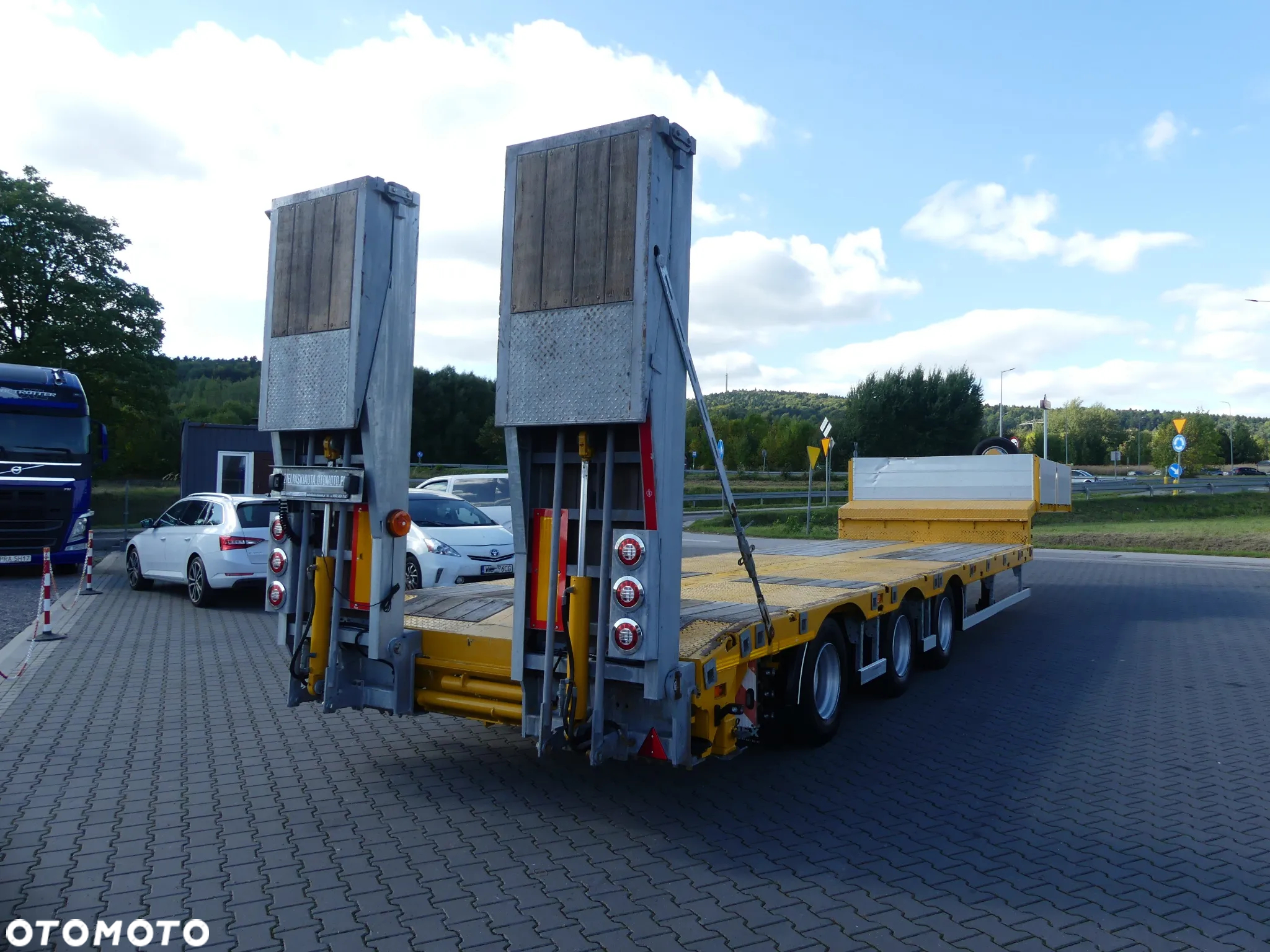 Bodex NISKOPODWOZIOWA / LAWETA / PRZEBIEG 18 TYS KM !!! / - 8