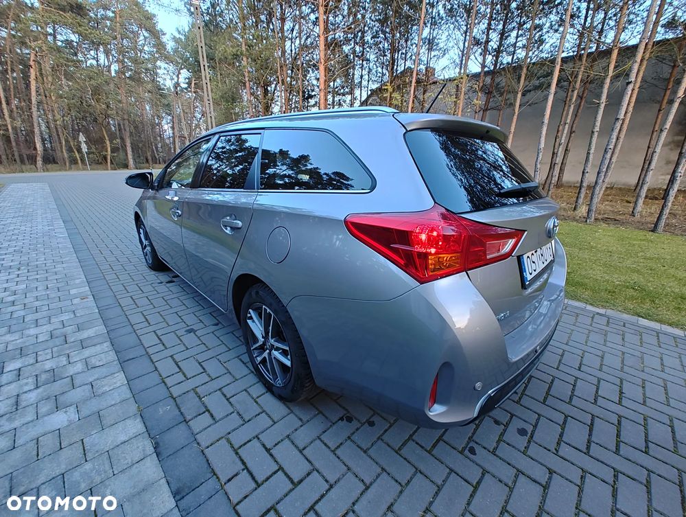 Toyota Auris 1.6 Prestige - 11