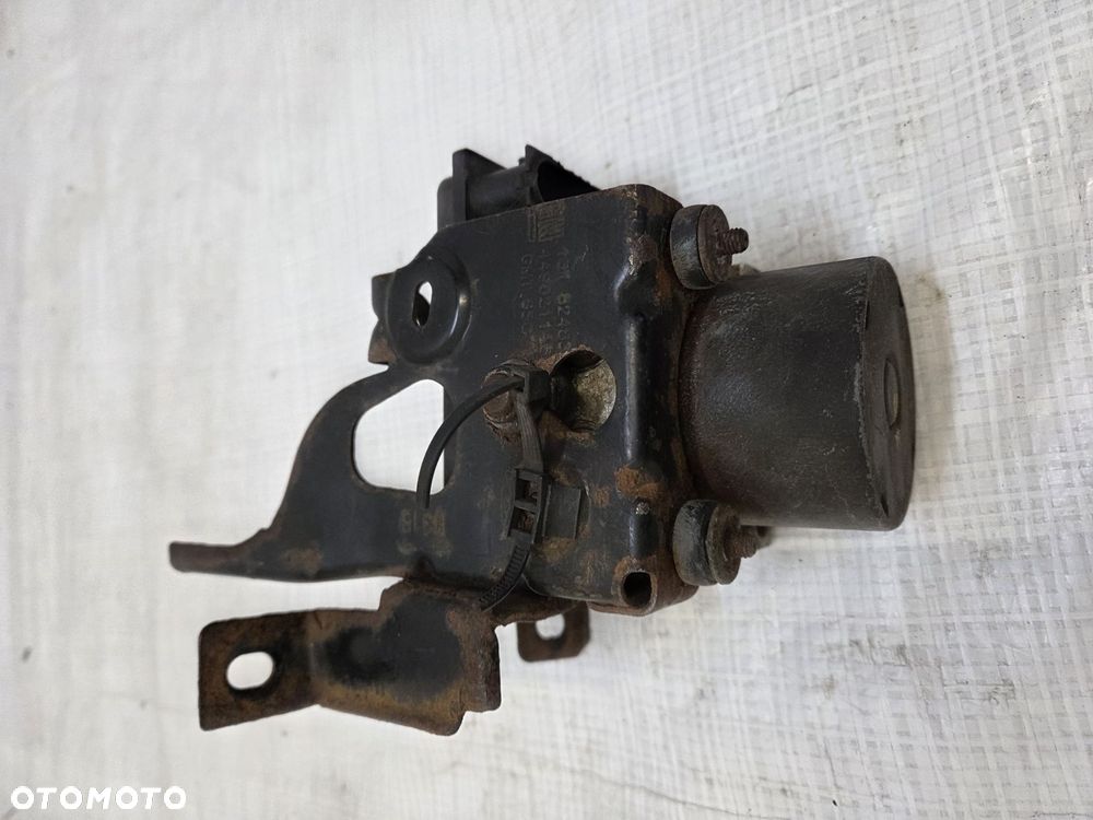 Pompa HAMULCOWA ABS Opel MERIVA A 1.7 CDTI 13182319 - 2