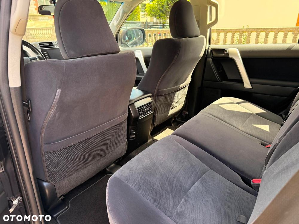 Toyota Land Cruiser LC 2.8 D-4D Prado - 7