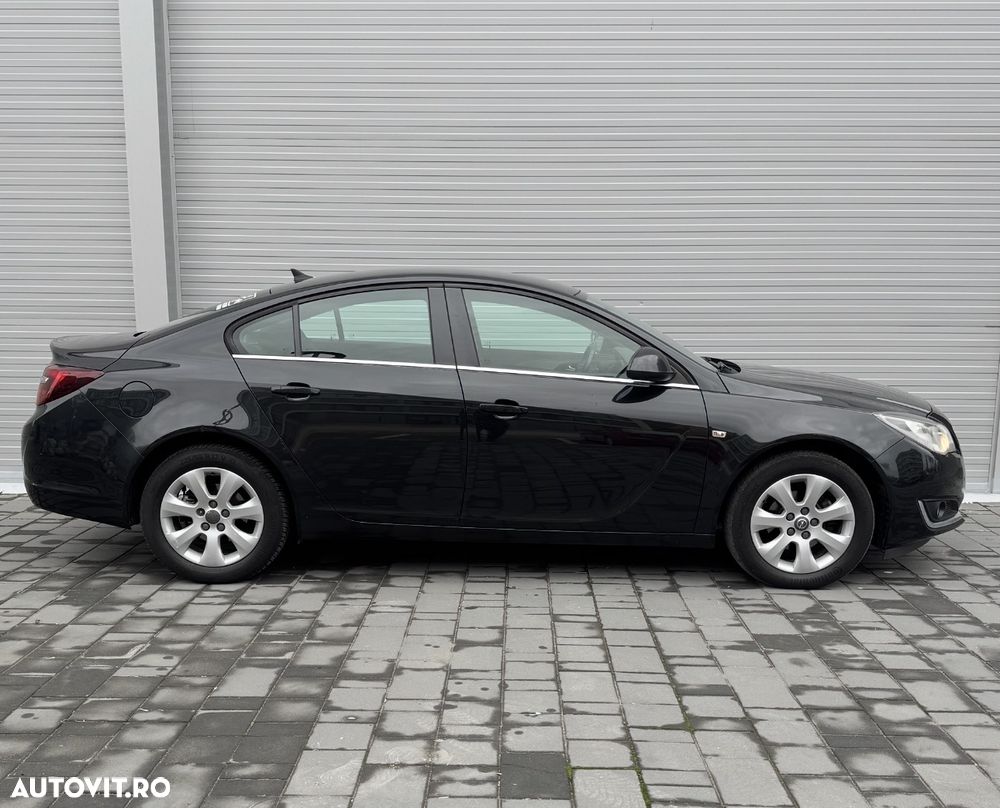 Opel Insignia - 8