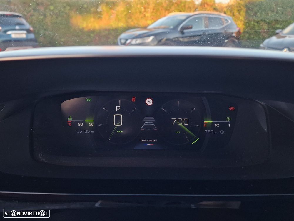 Peugeot 408 1.2 PureTech GT EAT8 - 25