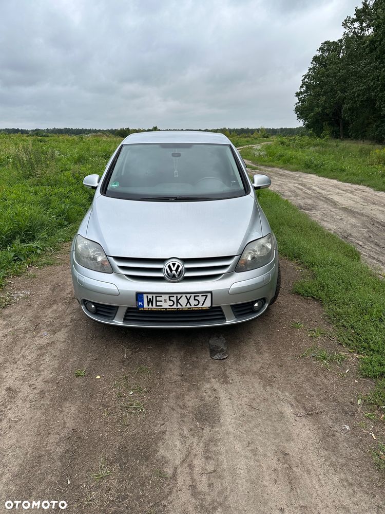 Volkswagen Golf 1.6 FSI Comfortline Tiptr - 1
