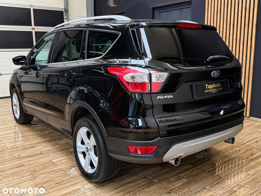 Ford Kuga 2.0 TDCi 2x4 Titanium - 10