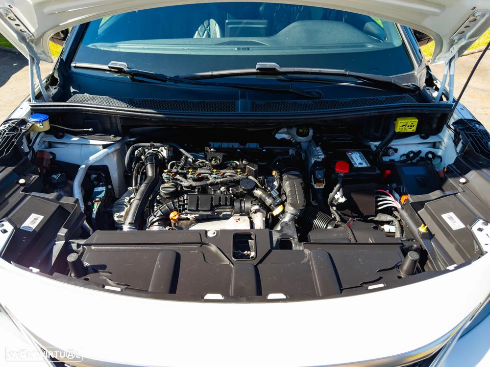 Peugeot 3008 1.5 BlueHDi GT Line EAT8 - 11