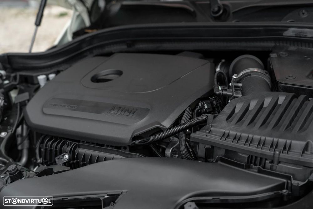 MINI 5 Portas Cooper Premium JCW Auto - 41