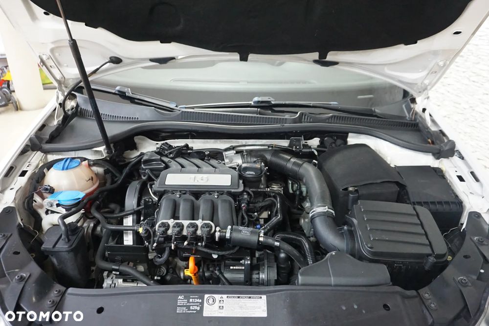 Volkswagen Golf 1.6 Highline - 14