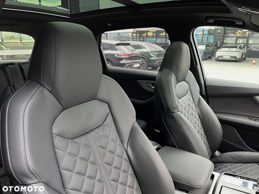Audi Q7 - 21