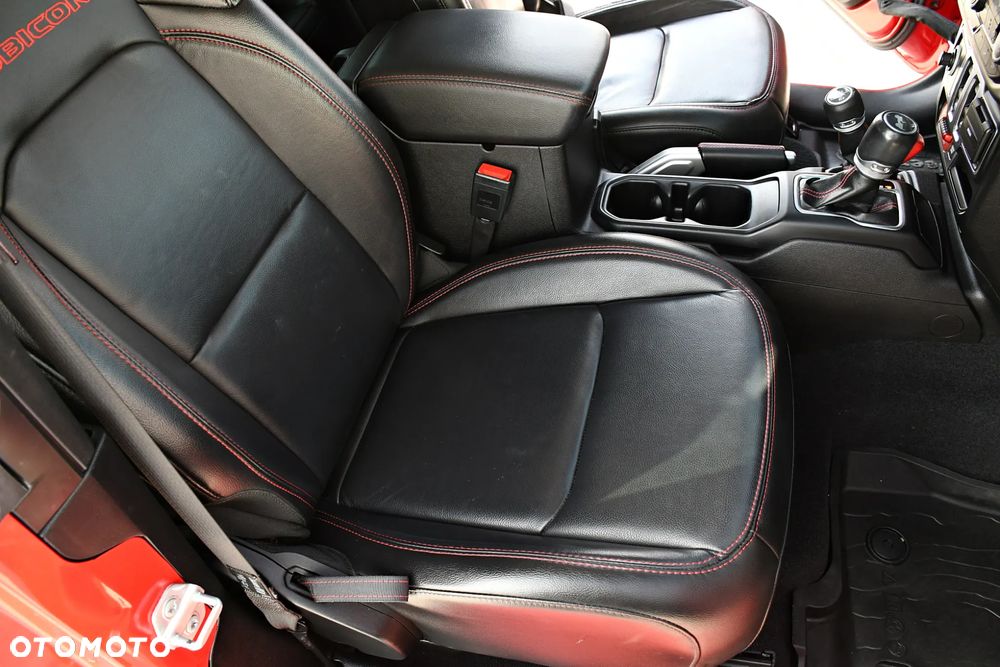 Jeep Wrangler GME 2.0 Turbo Rubicon - 17