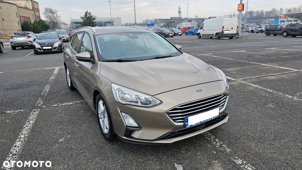Ford Focus SW 1.5 EcoBoost Trend Edition Business - 4
