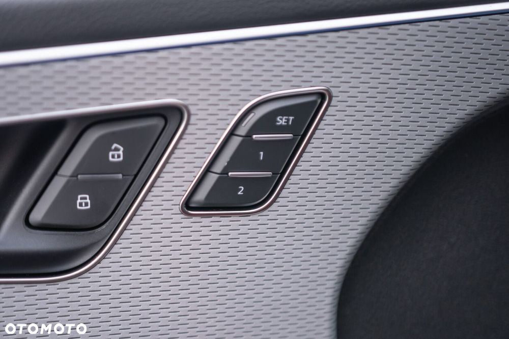 Audi Q8 - 18