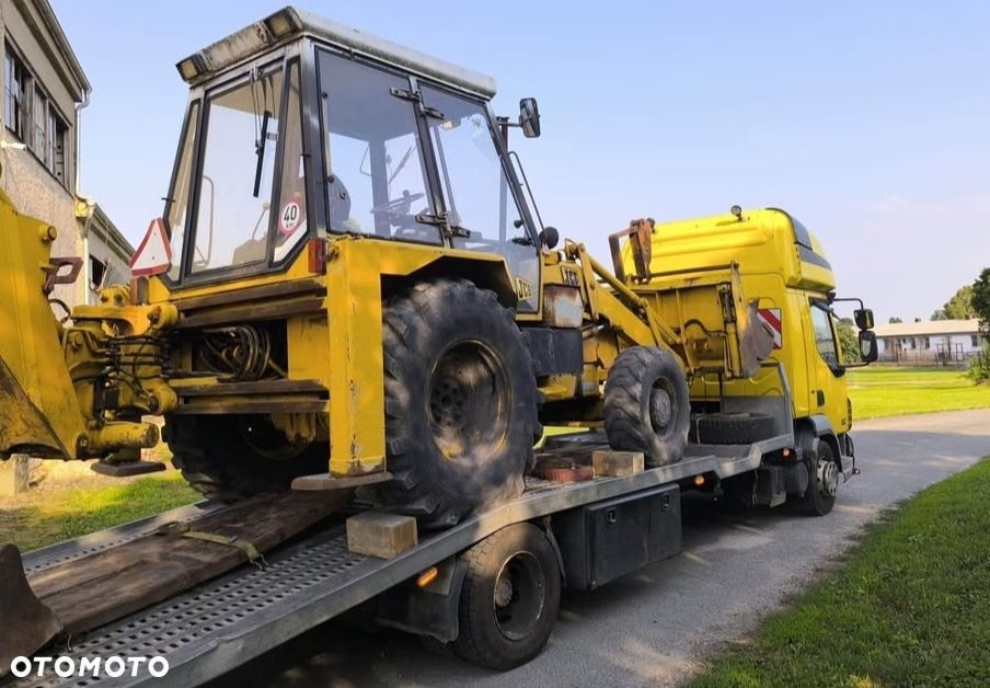 JCB 3cb - 4