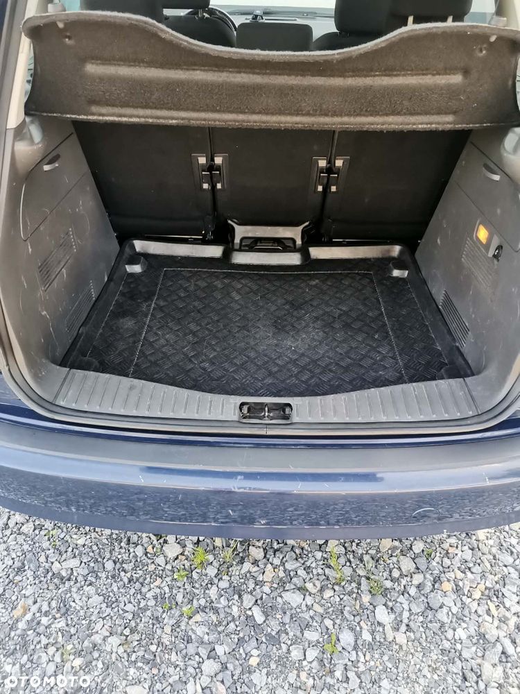 Ford C-MAX - 4