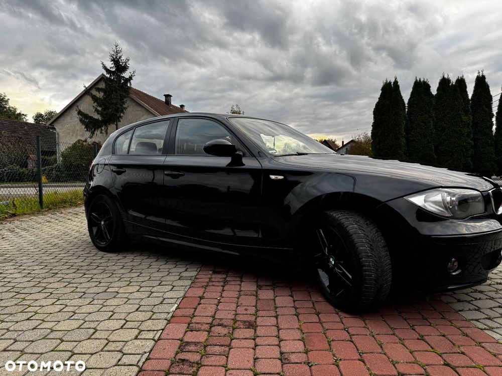 BMW Seria 1 118d Sport Line - 3