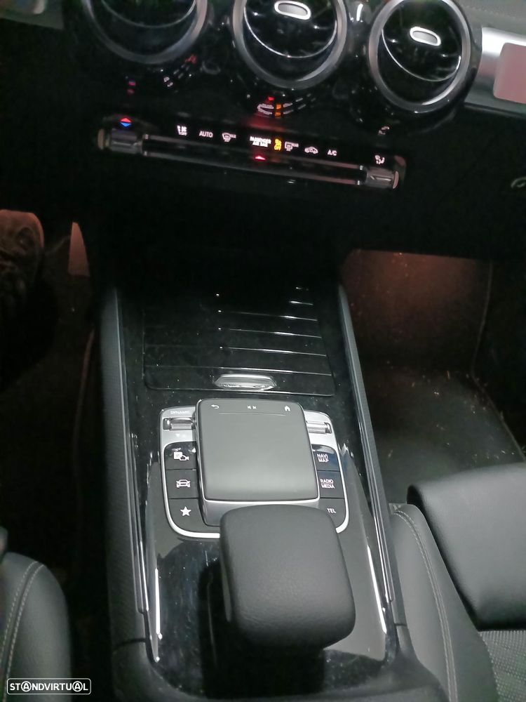 Mercedes-Benz GLB 180 - 14