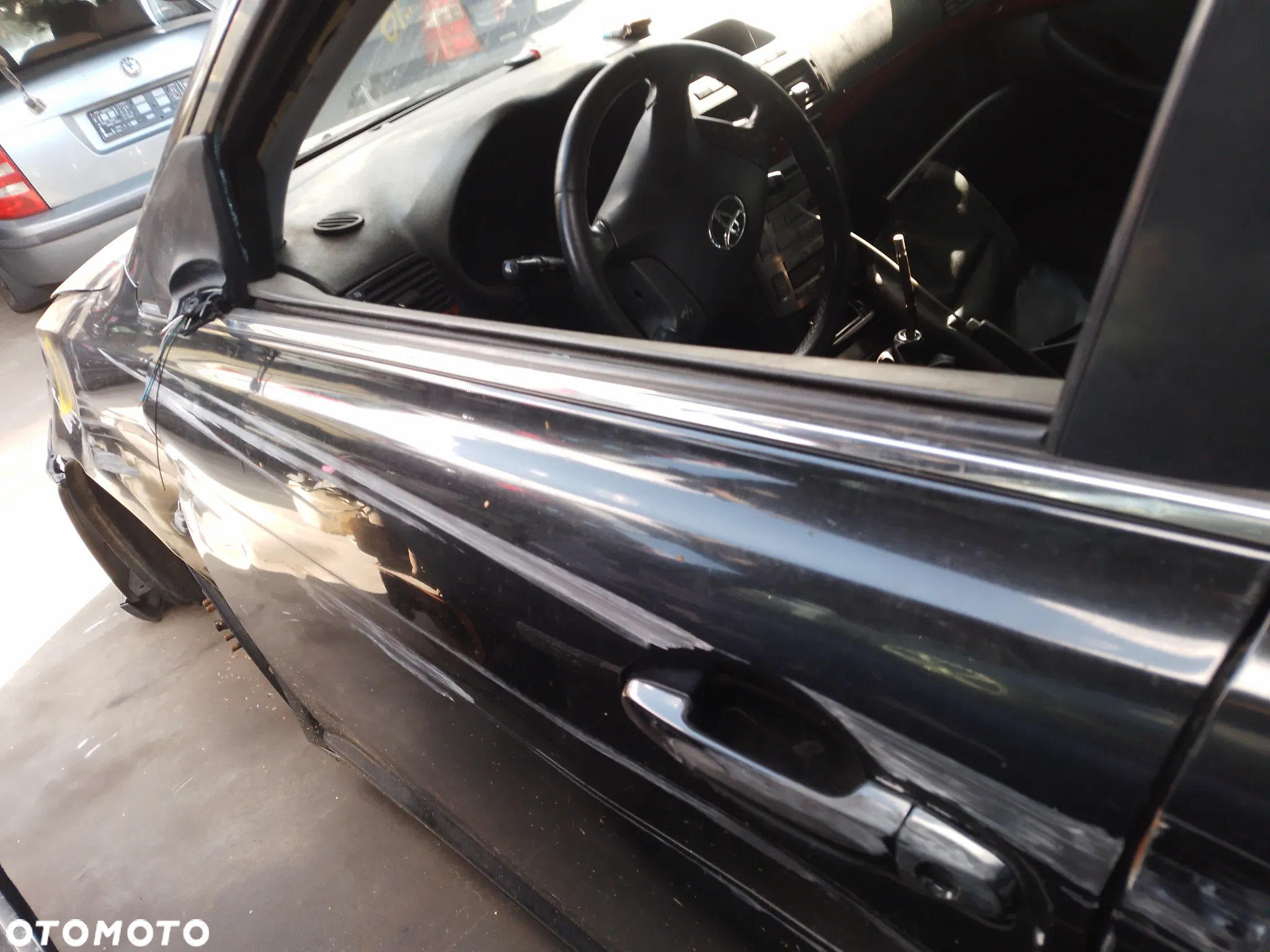 TOYOTA AVENSIS T25 2.0 VVT-i  03-06  209  ZDERZAK PRZÓD PRZEDNI - 16