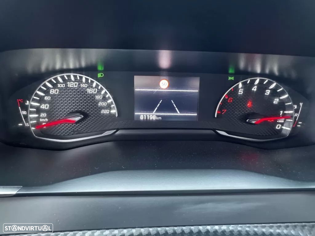 Peugeot 2008 PureTech 100 Allure - 15