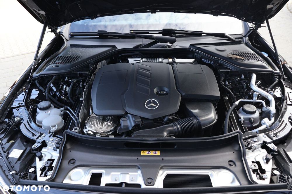 Mercedes-Benz Klasa E - 26