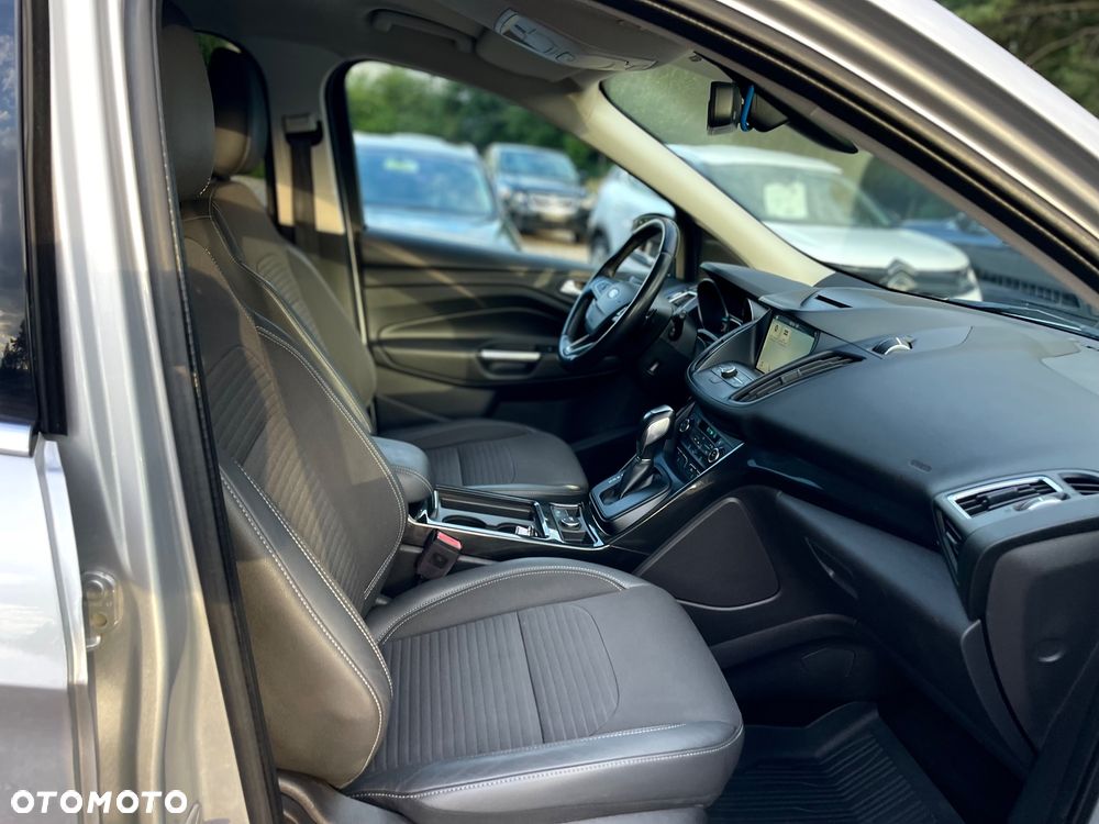 Ford Kuga 2.0 TDCi 4x4 Titanium - 13