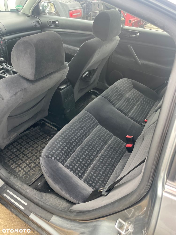 Volkswagen Passat 2.0 Comfortline - 9