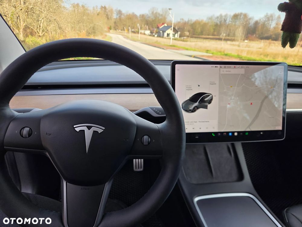 Tesla Model 3 - 29