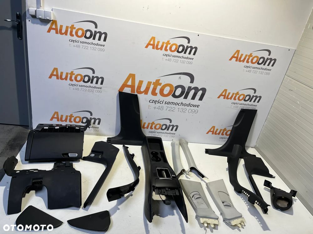 PLASTIKI WNETRZE AUDI A4 B8 TUNEL ŚRODKOWY - 1