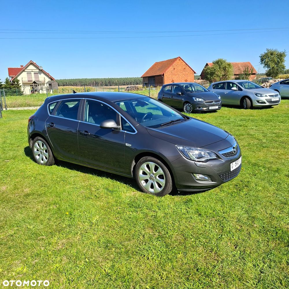 Opel Astra 1.4 Turbo Cosmo - 36