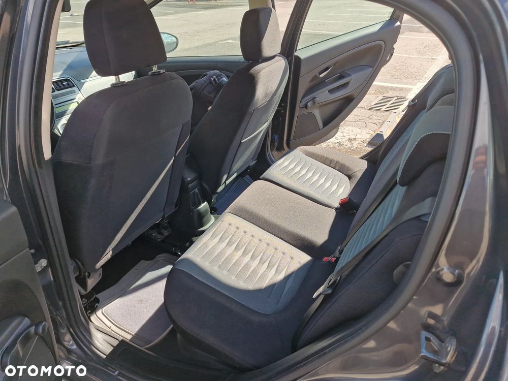 Fiat Grande Punto - 6