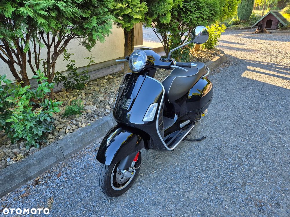 Vespa GTS - 3
