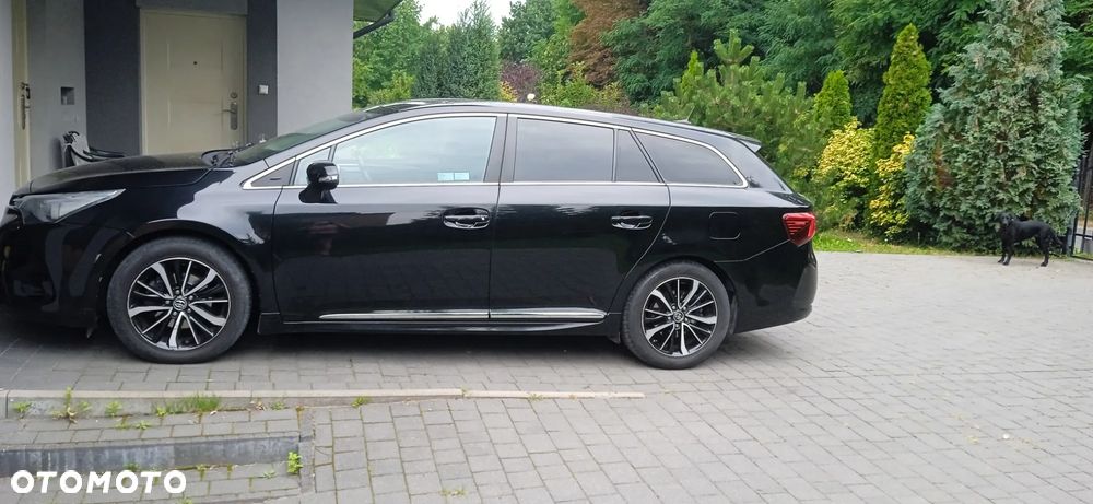 Toyota Avensis 2.0 Premium MS - 1