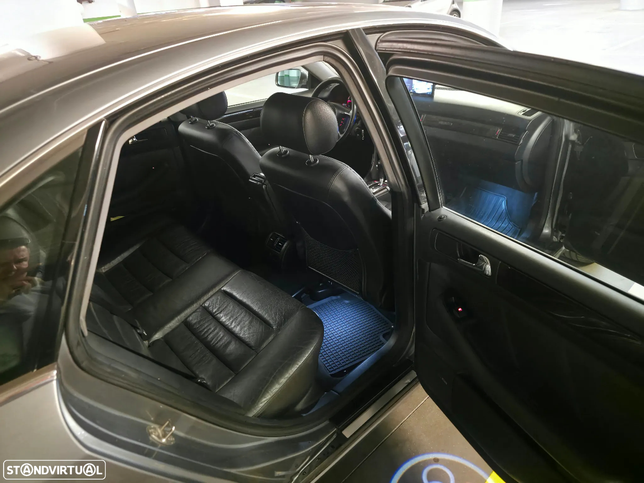 Audi A6 2.5 TDI V6 Tiptronic - 14