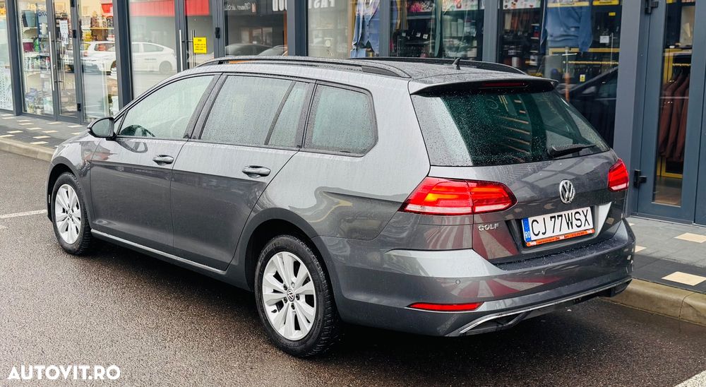 Volkswagen Golf 1.6 TDI DSG Highline - 3