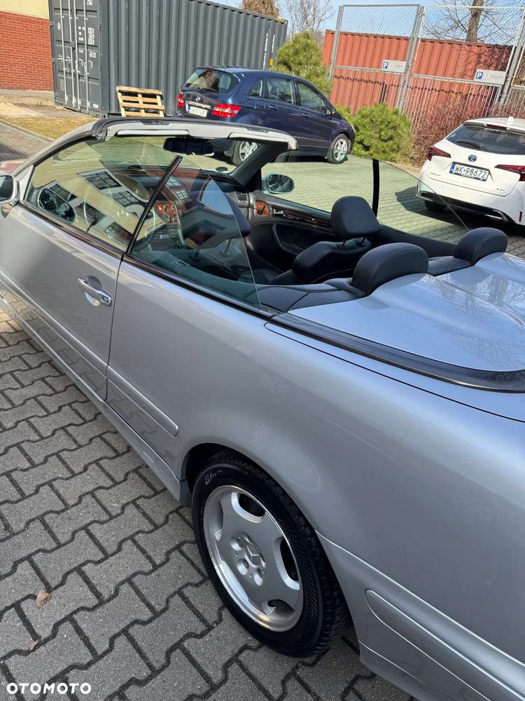 Mercedes-Benz CLK - 15