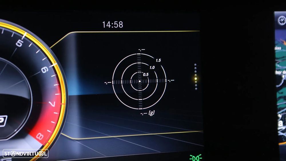 Mercedes-Benz E 63 AMG S 4-Matic+ - 27