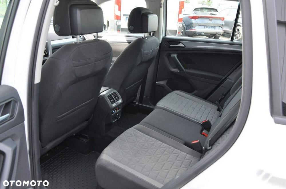 Volkswagen Tiguan 1.5 TSI OPF DSG Life - 29