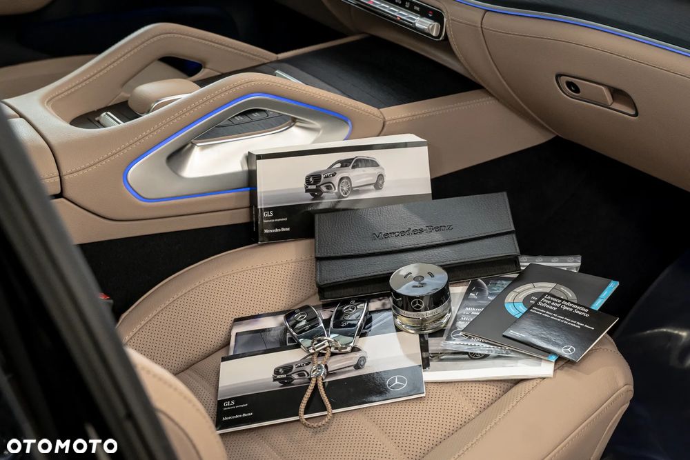 Mercedes-Benz GLS - 41