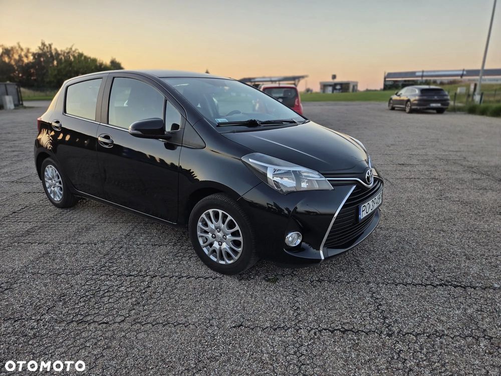 Toyota Yaris 1.33 Premium - 7