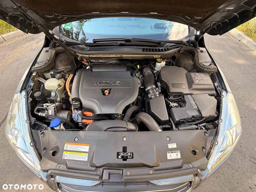 Peugeot 508 RXH 2.0 HDi HYbrid4 - 37