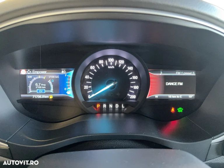 Ford Mondeo 2.0 HEV Trend - 18