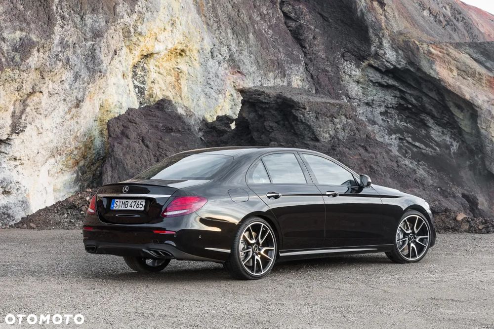 MERCEDES W213 SPOILER LOTKA NA KLAPĘ AMG PODKŁAD! - 19