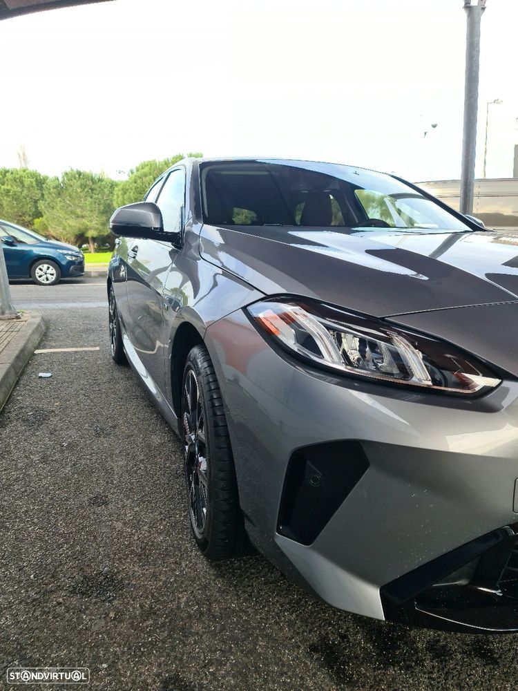 BMW 116 Pack Desportivo M — fotografia 3