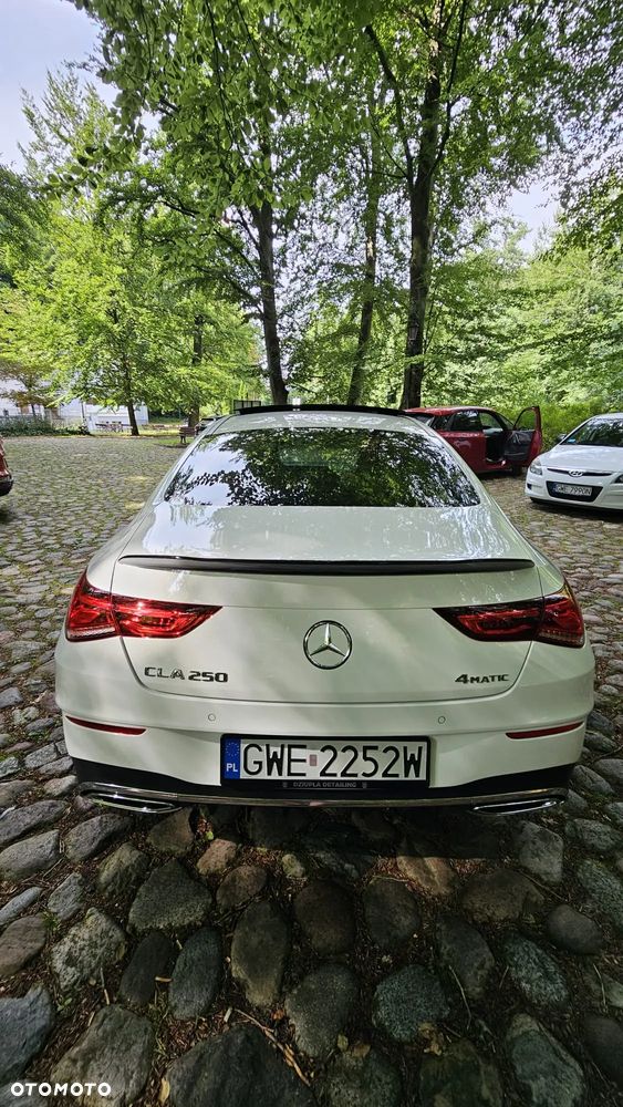 Mercedes-Benz CLA 250 4-Matic AMG Line 7G-DCT - 8